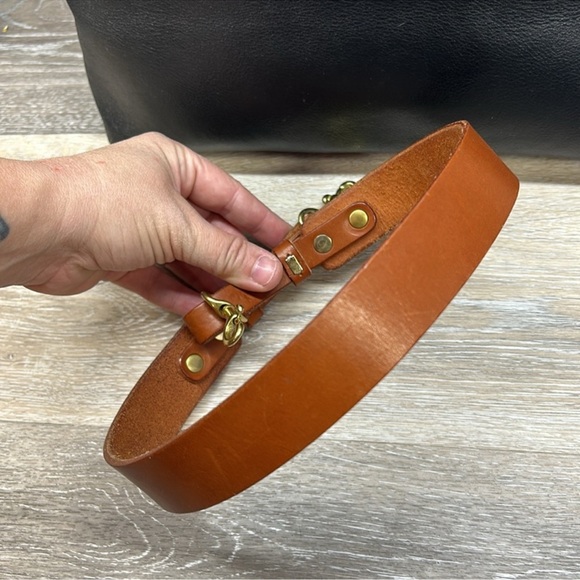 Dooney and Bourke Genuine Florentine Vacchetta Leather Satchel in GUC! - Picture 12 of 15